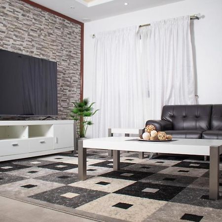 Luxury Suites Chester One Dakar Zewnętrze zdjęcie