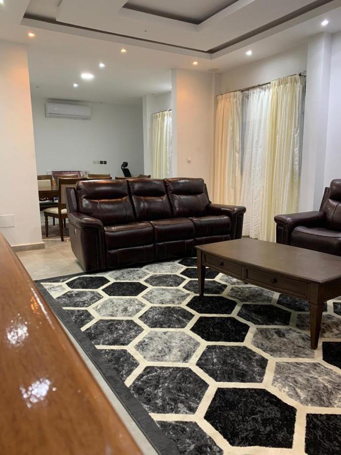Luxury Suites Chester One Dakar Zewnętrze zdjęcie