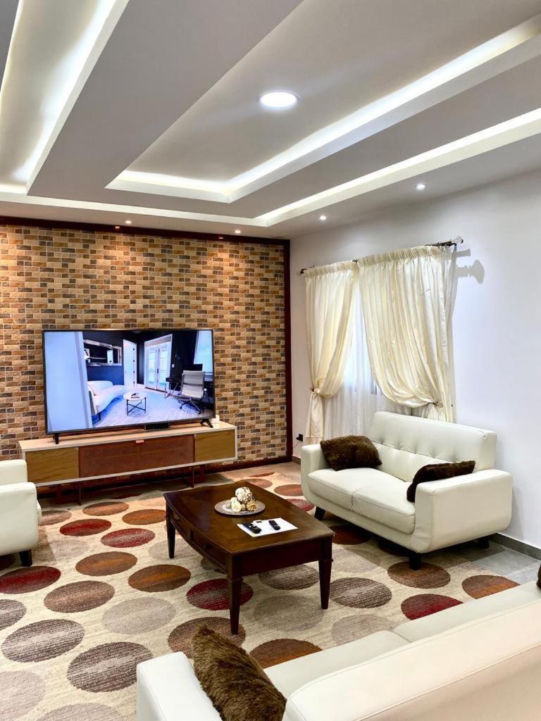 Luxury Suites Chester One Dakar Zewnętrze zdjęcie